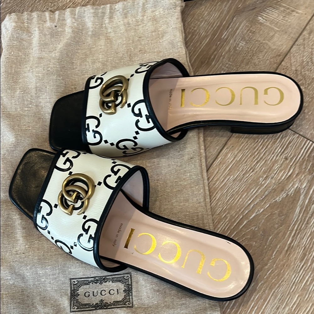 Gucci Women's Black and White Slide Sandals authentic